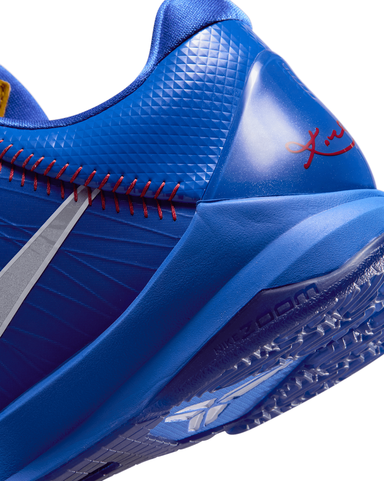 NIKE公式】コービー 5 プロトロ 'Hyper Royal' (IO6256-400) 発売日